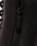 Bota 1B99 14 eyes black virginia